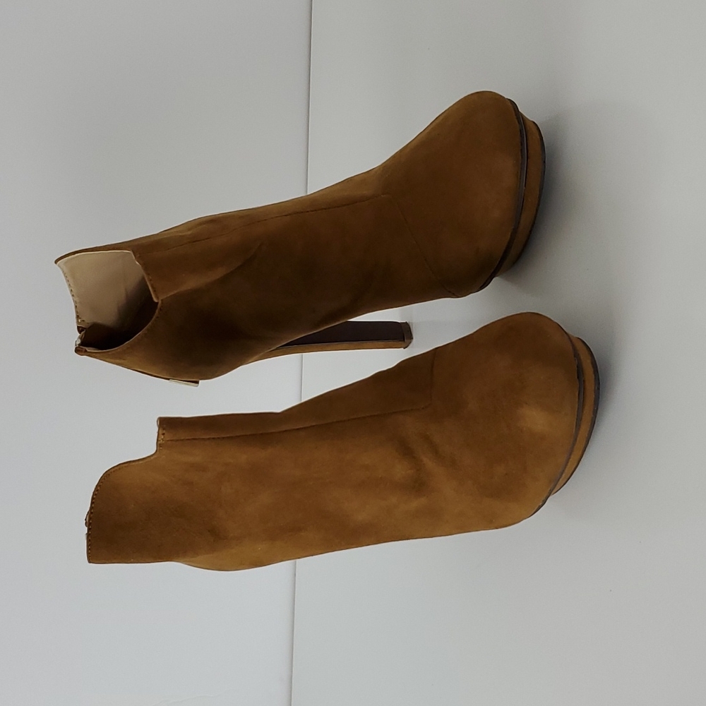 Trafaluc by Zara Suede Ankle Boots